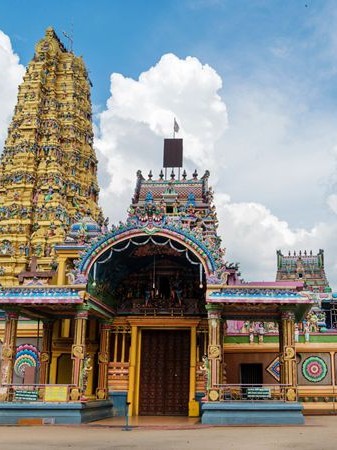 赌博出轨的婚姻 赌博和出轨哪个对婚姻伤害更大？